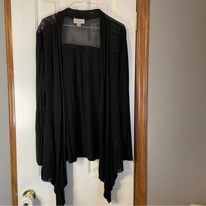 Avenue Black Open-Front Cardigan 18/20 used has a stain on the sleeve